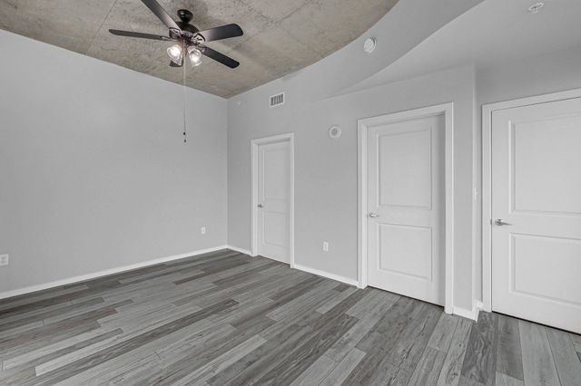 5925 Almeda Road 11501, Houston, TX 77004