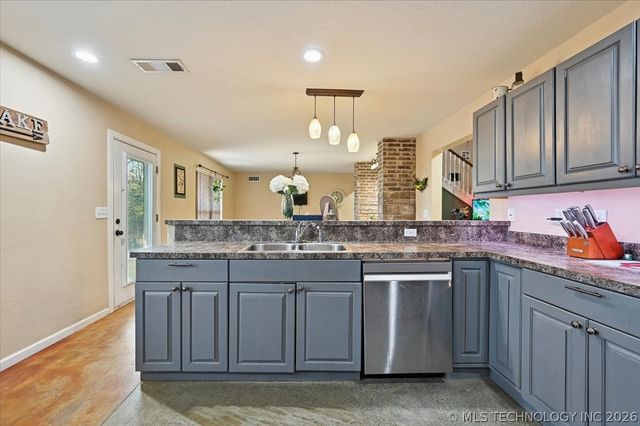 1432 S Ann Lane, Terlton, OK 74081