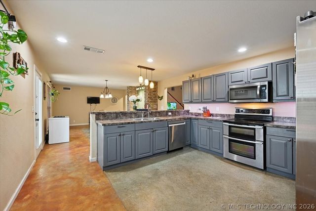 1432 S Ann Lane, Terlton, OK 74081