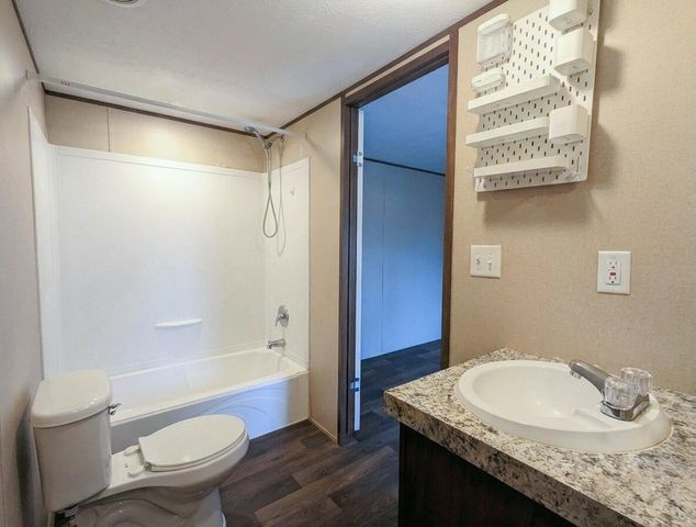 399 S Railroad Avenue, Ridgeville, SC 29472