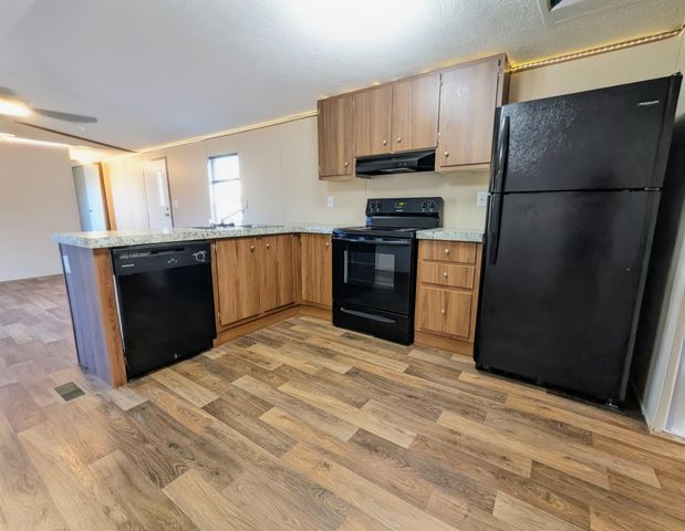 399 S Railroad Avenue, Ridgeville, SC 29472