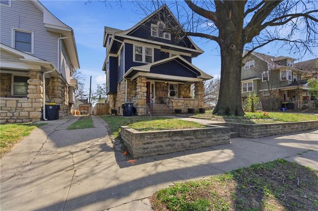 121 Lawn Avenue, Kansas City, MO 64123