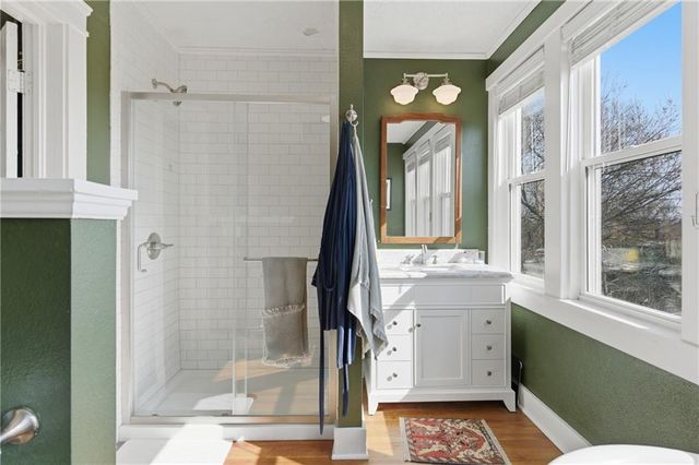 121 Lawn Avenue, Kansas City, MO 64123