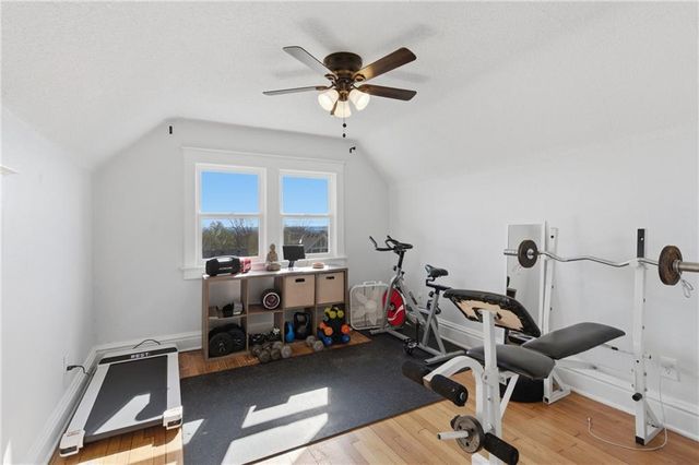 121 Lawn Avenue, Kansas City, MO 64123