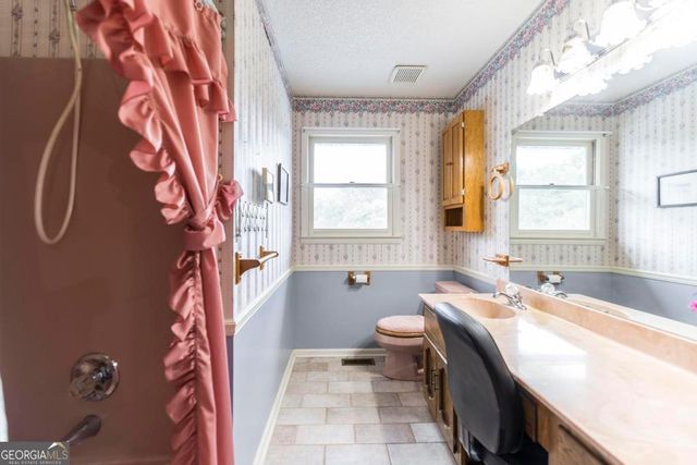 8457 Lower Thomaston Road, Lizella, GA 31052