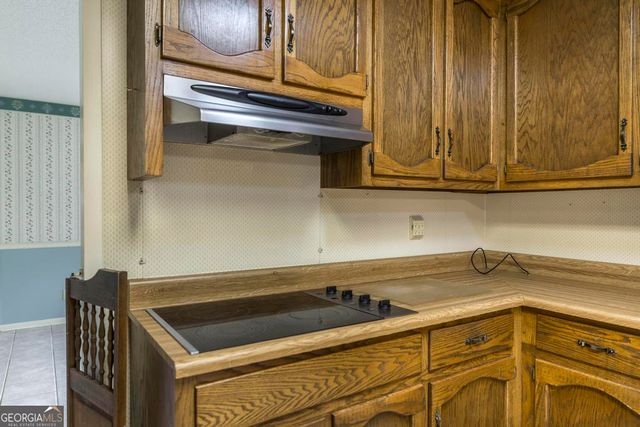 8457 Lower Thomaston Road, Lizella, GA 31052