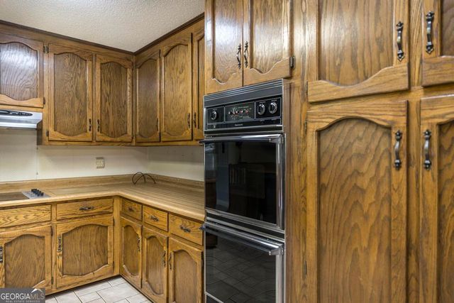 8457 Lower Thomaston Road, Lizella, GA 31052