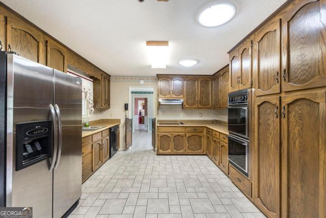 8457 Lower Thomaston Road, Lizella, GA 31052