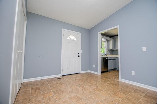 60 Knob Avenue, Carrollton, GA 30116