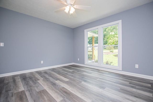 60 Knob Avenue, Carrollton, GA 30116
