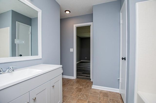 60 Knob Avenue, Carrollton, GA 30116