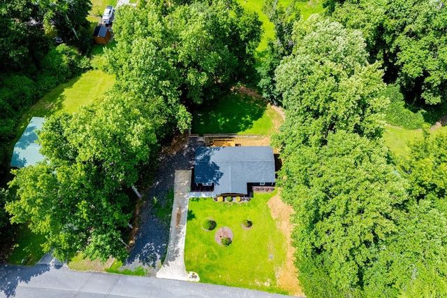 60 Knob Avenue, Carrollton, GA 30116