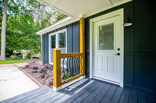 60 Knob Avenue, Carrollton, GA 30116