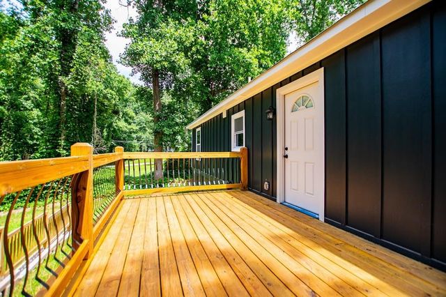 60 Knob Avenue, Carrollton, GA 30116