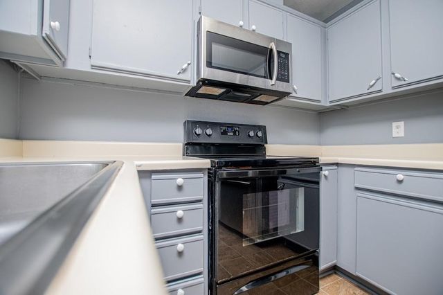 60 Knob Avenue, Carrollton, GA 30116