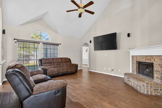 2102 Pecan Ridge Drive, Forney, TX 75126