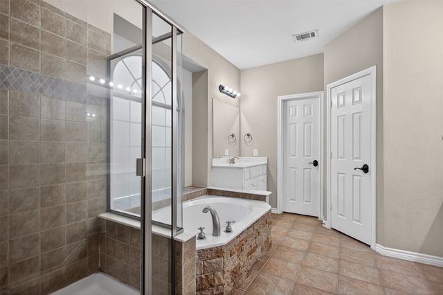 2102 Pecan Ridge Drive, Forney, TX 75126