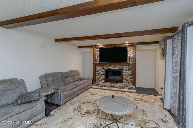 3658 Fairwood Drive, Sylvania, OH 43560