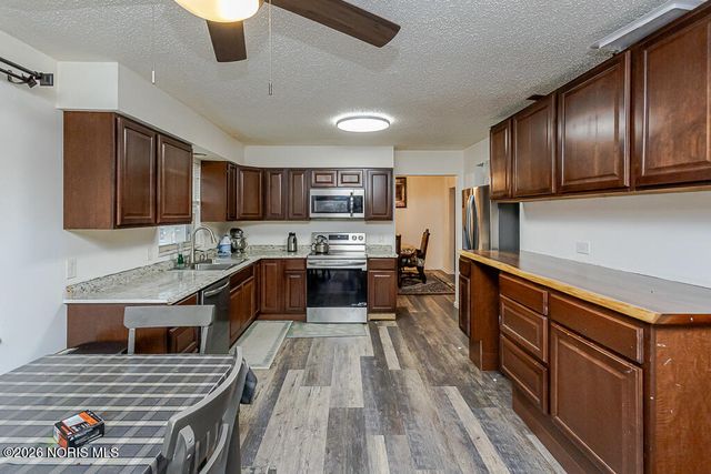 3658 Fairwood Drive, Sylvania, OH 43560