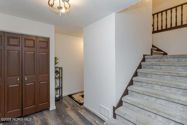 3658 Fairwood Drive, Sylvania, OH 43560