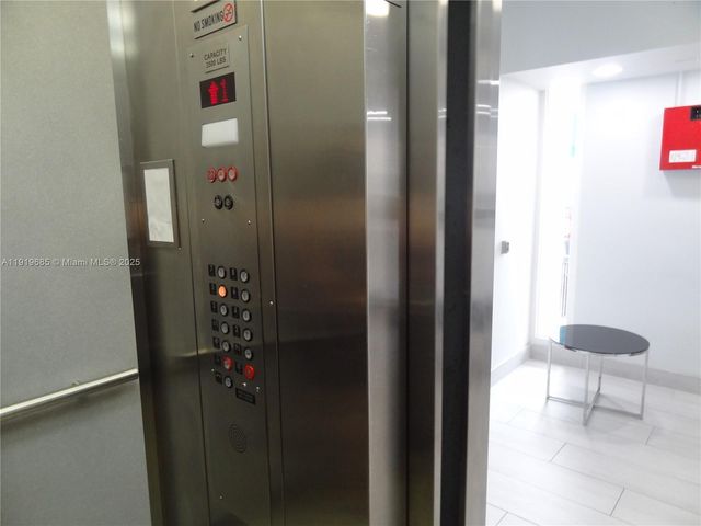 3401 N Country Club Dr EI506, Aventura, FL 33180