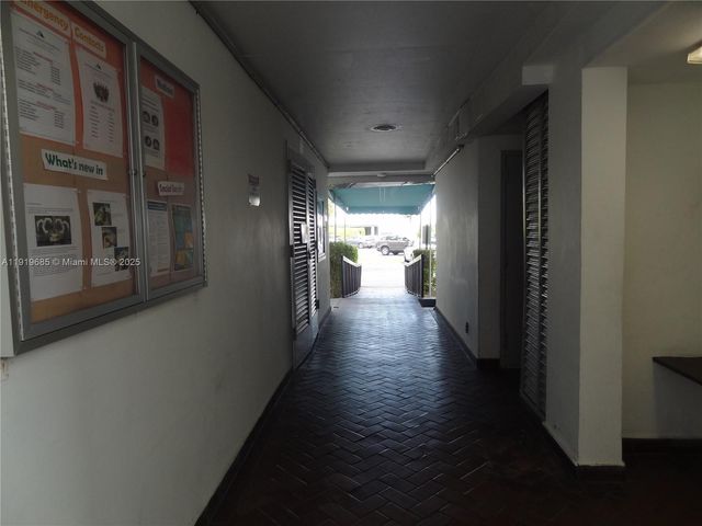 3401 N Country Club Dr EI506, Aventura, FL 33180