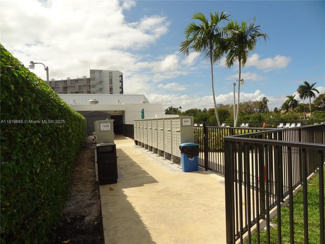 3401 N Country Club Dr EI506, Aventura, FL 33180