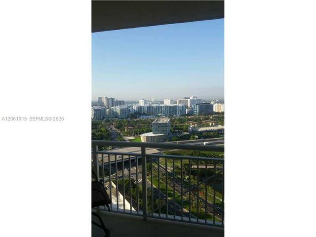 19501 W Country Club Drive 2305, Aventura, FL 33180