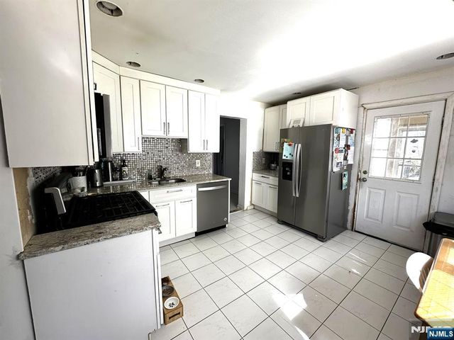 126 Bartholdi Avenue, Butler Borough, NJ 07405