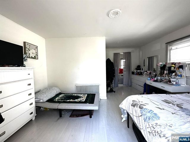 126 Bartholdi Avenue, Butler Borough, NJ 07405