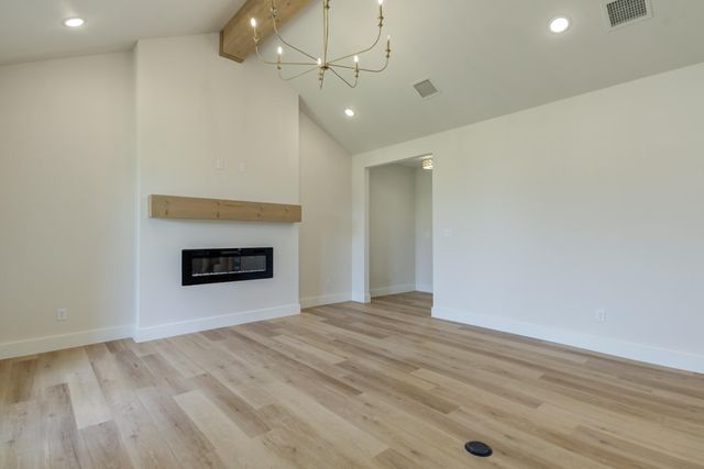 6913 13th Street, Lubbock, TX 79416