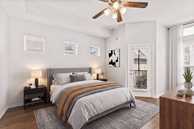 2326 Stutz Drive 106, Dallas, TX 75235