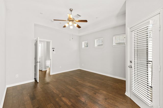 2326 Stutz Drive 106, Dallas, TX 75235