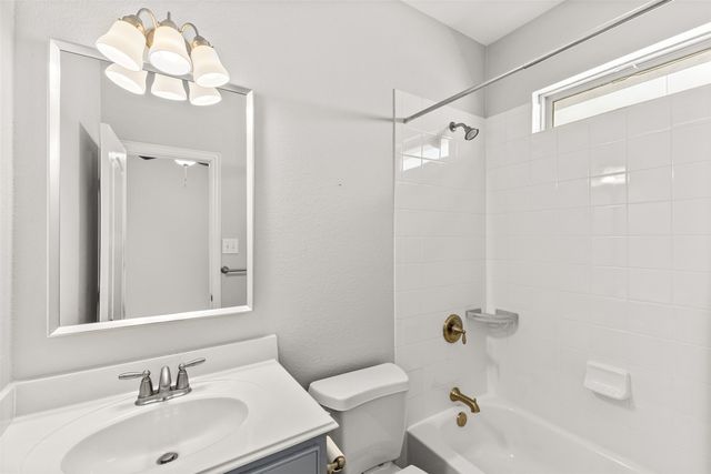 2326 Stutz Drive 106, Dallas, TX 75235