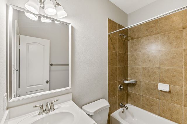 2326 Stutz Drive 106, Dallas, TX 75235