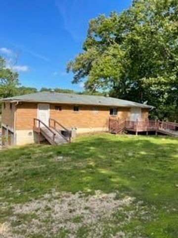 2 Canary Lane, Rossville, GA 30741
