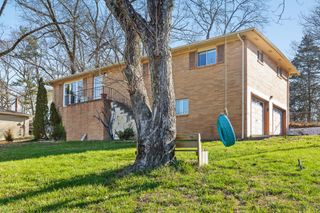2 Canary Lane, Rossville, GA 30741