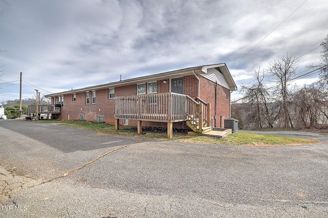 127 Patrick Lane, Gray, TN 37615