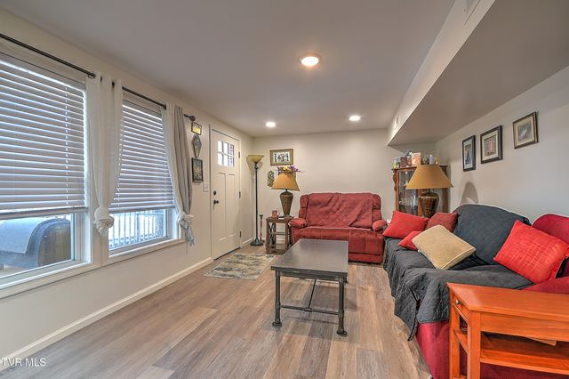 127 Patrick Lane, Gray, TN 37615