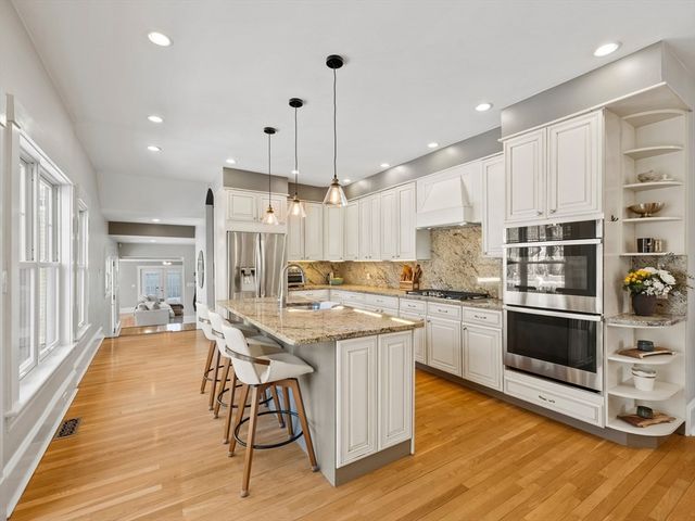 20 Maple Street, Lexington, MA 02420