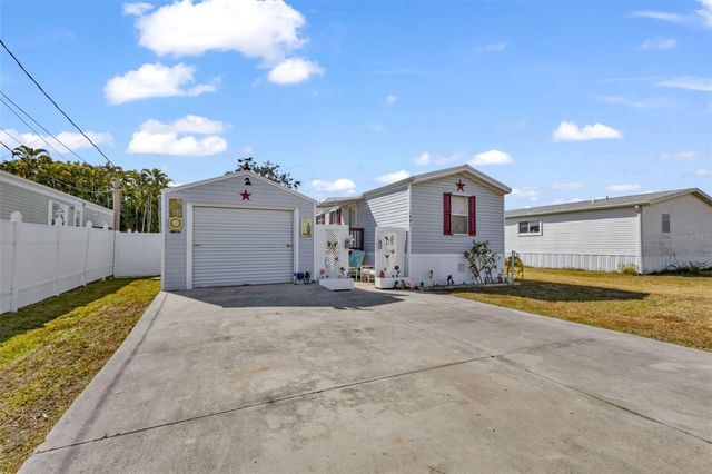 1607 WOODLAWN AVENUE, Punta Gorda, FL 33950