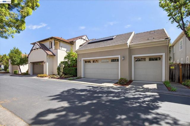 3139 Sweetviolet Dr, San Ramon, CA 94582