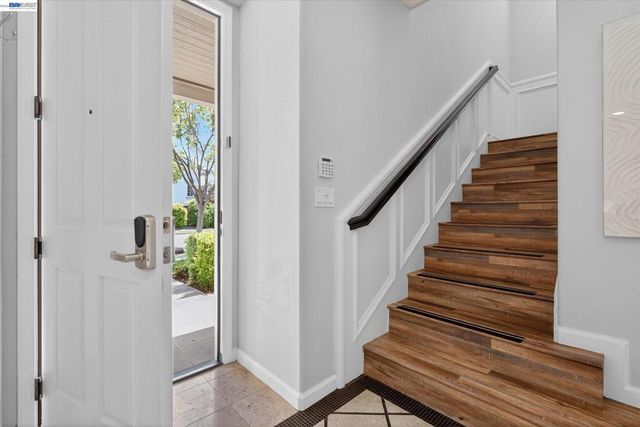 3139 Sweetviolet Dr, San Ramon, CA 94582