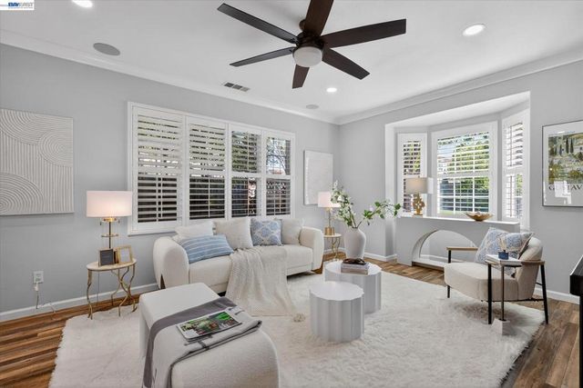 3139 Sweetviolet Dr, San Ramon, CA 94582