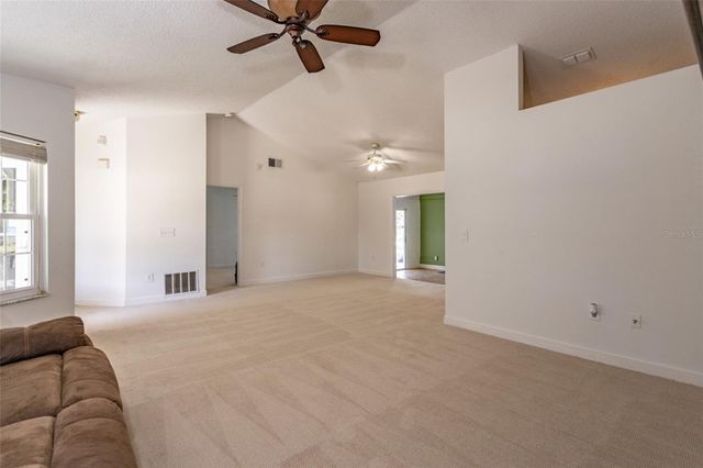 27 PRINCE ANTHONY LANE, Palm Coast, FL 32164