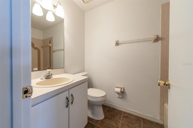 27 PRINCE ANTHONY LANE, Palm Coast, FL 32164