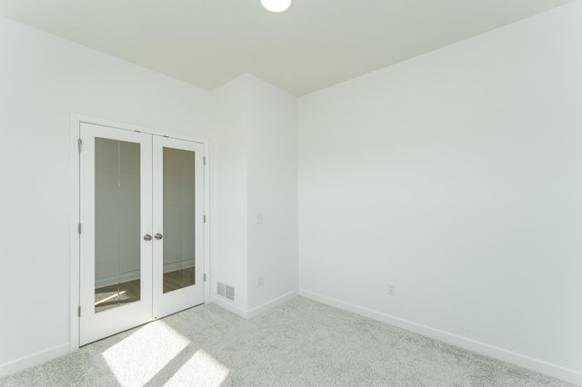 4933 Noble Drive NW, Rochester, MN 55901