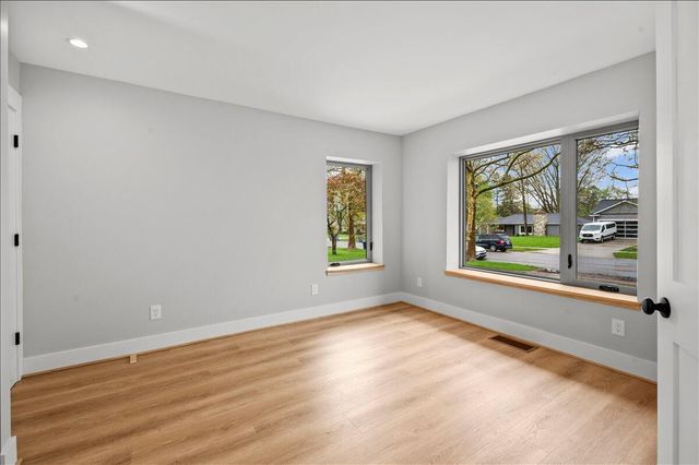 134 Holmdene Boulevard NE, Grand Rapids, MI 49503