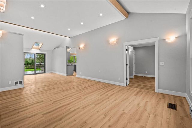134 Holmdene Boulevard NE, Grand Rapids, MI 49503