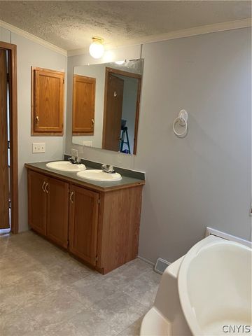 766-68 County Route 20, Oswego, NY 13126